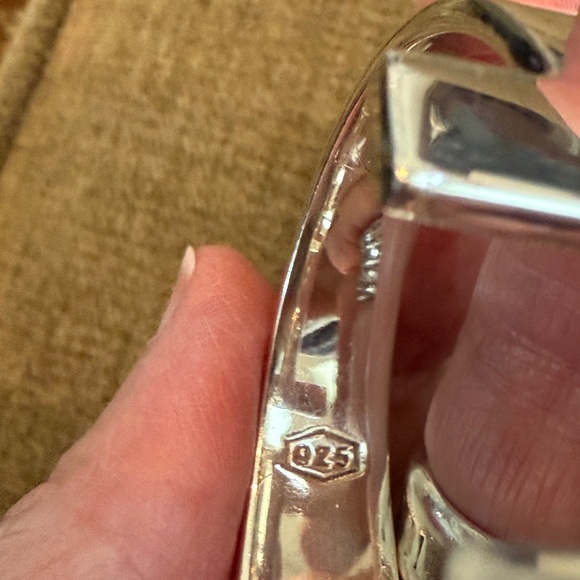 Sterling silver hinged T bangle stamped 925 - Picture 4 of 11